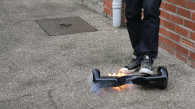 突发！一大学宿舍楼，浓烟滚滚！