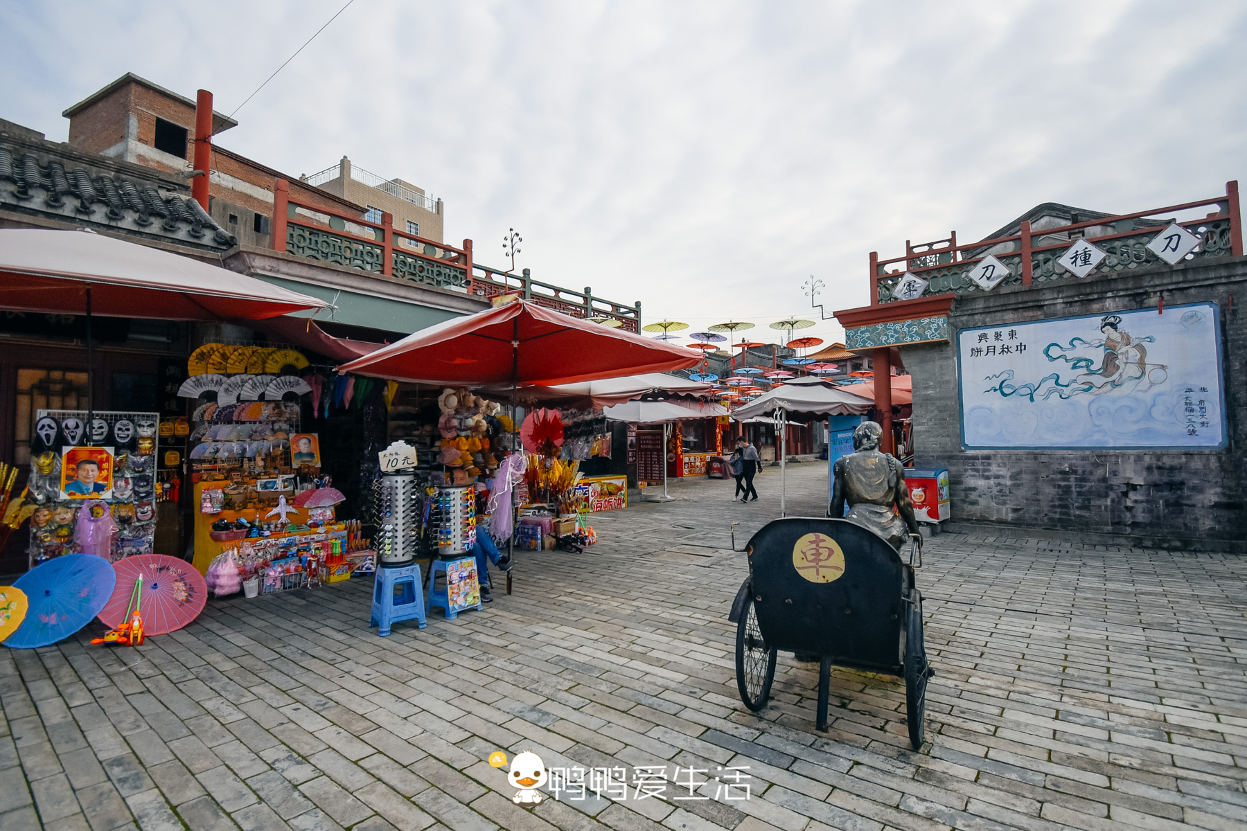 免票第一天，坐车近40站来厦门这个影视城，人少仿佛穿越到北京