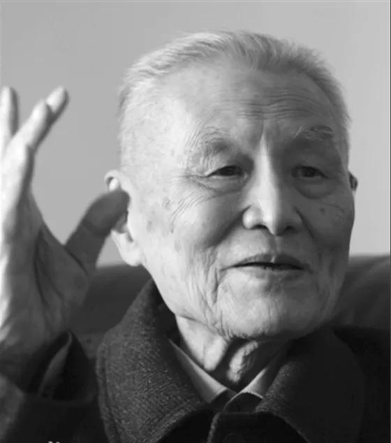 1977年，邓小平原计划准备一年再恢复高考，后来为何改变主意了？