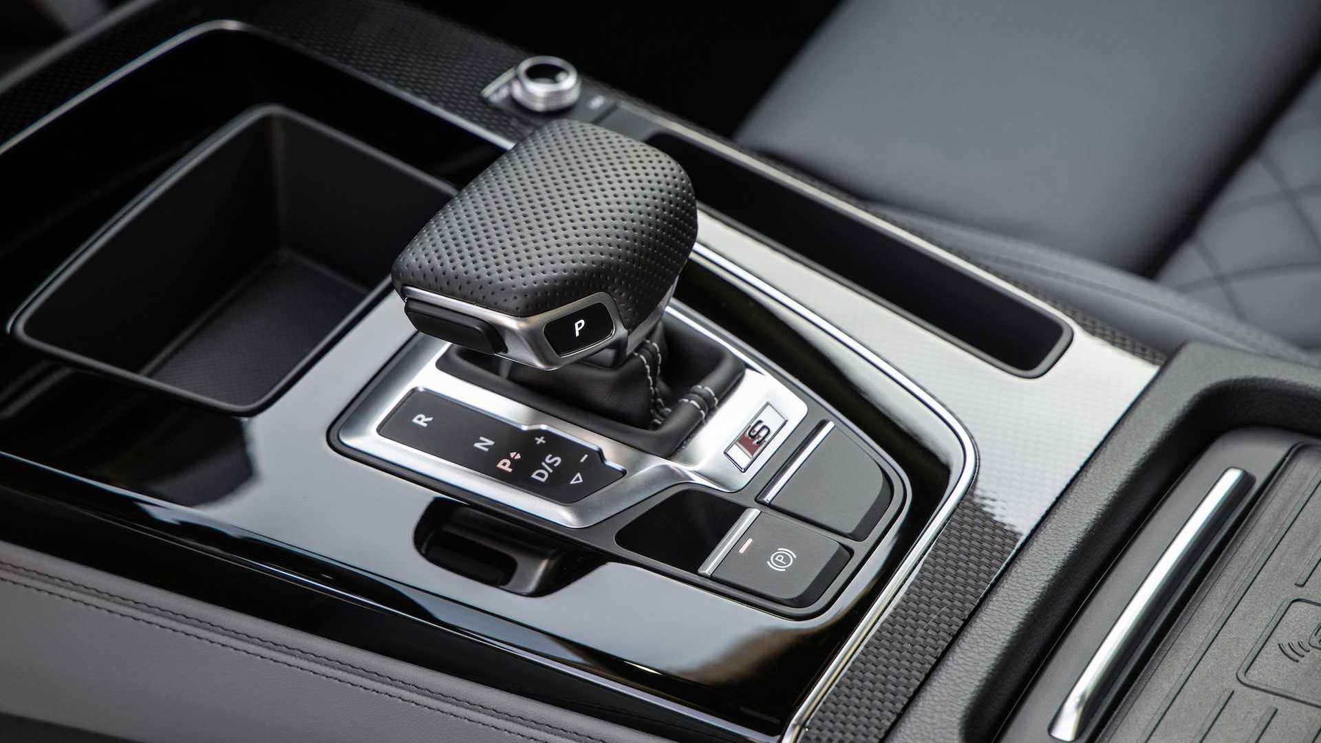 新款奥迪Q5高性能版，3.0T+V6引擎，海外售价约35万元