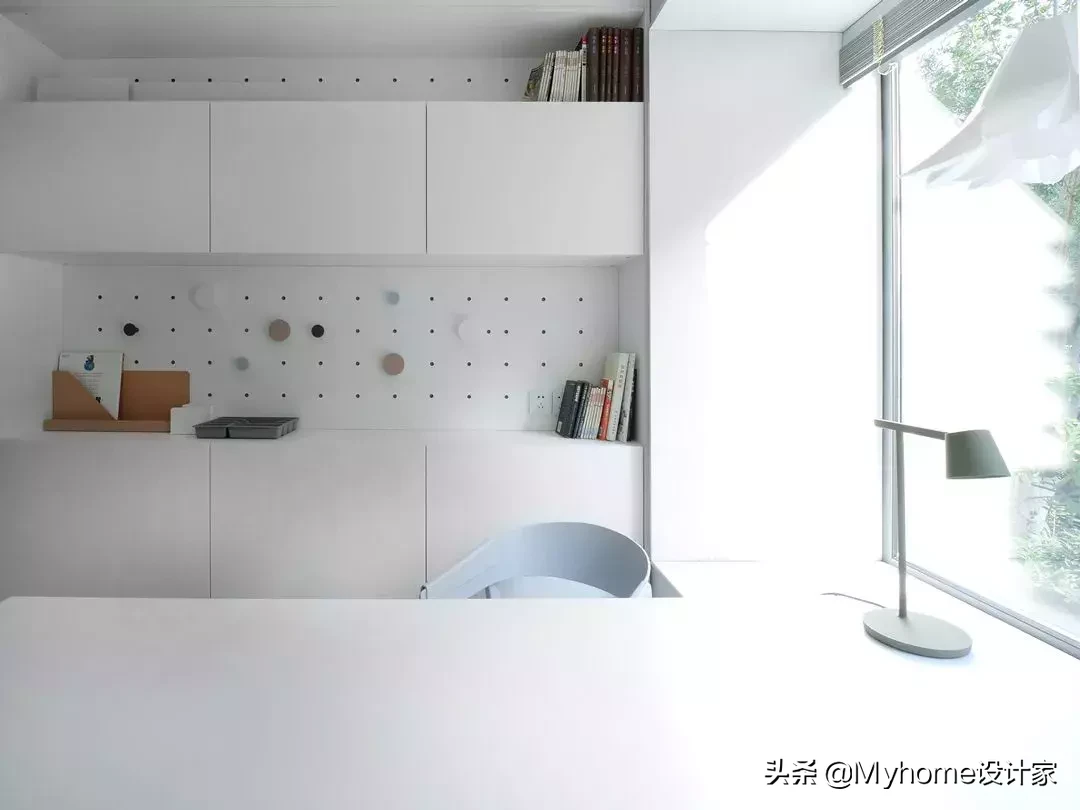 这才是北欧风！102㎡简约公寓，爆改两居室，还有大阳台