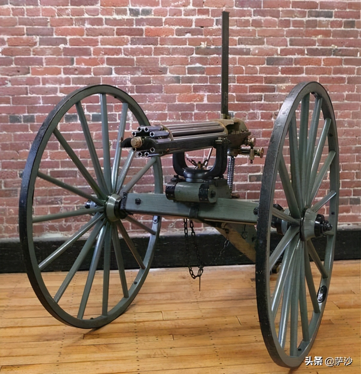 为救人研究的杀人利器:1862年11月4日加特林获得机枪专利