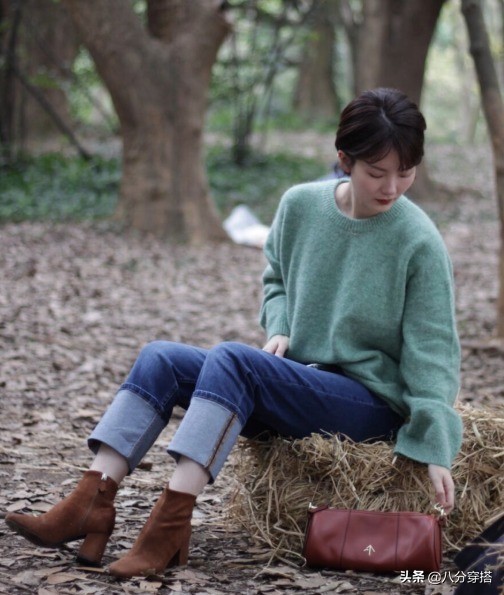 毛衣搭这几条裤子才是今冬最的王炸组合，保暖又时髦，美得高级