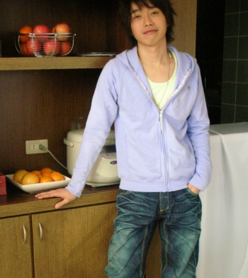 退学替家人还债，一首歌红遍大江南北，张栋梁为何在巅峰时隐退？