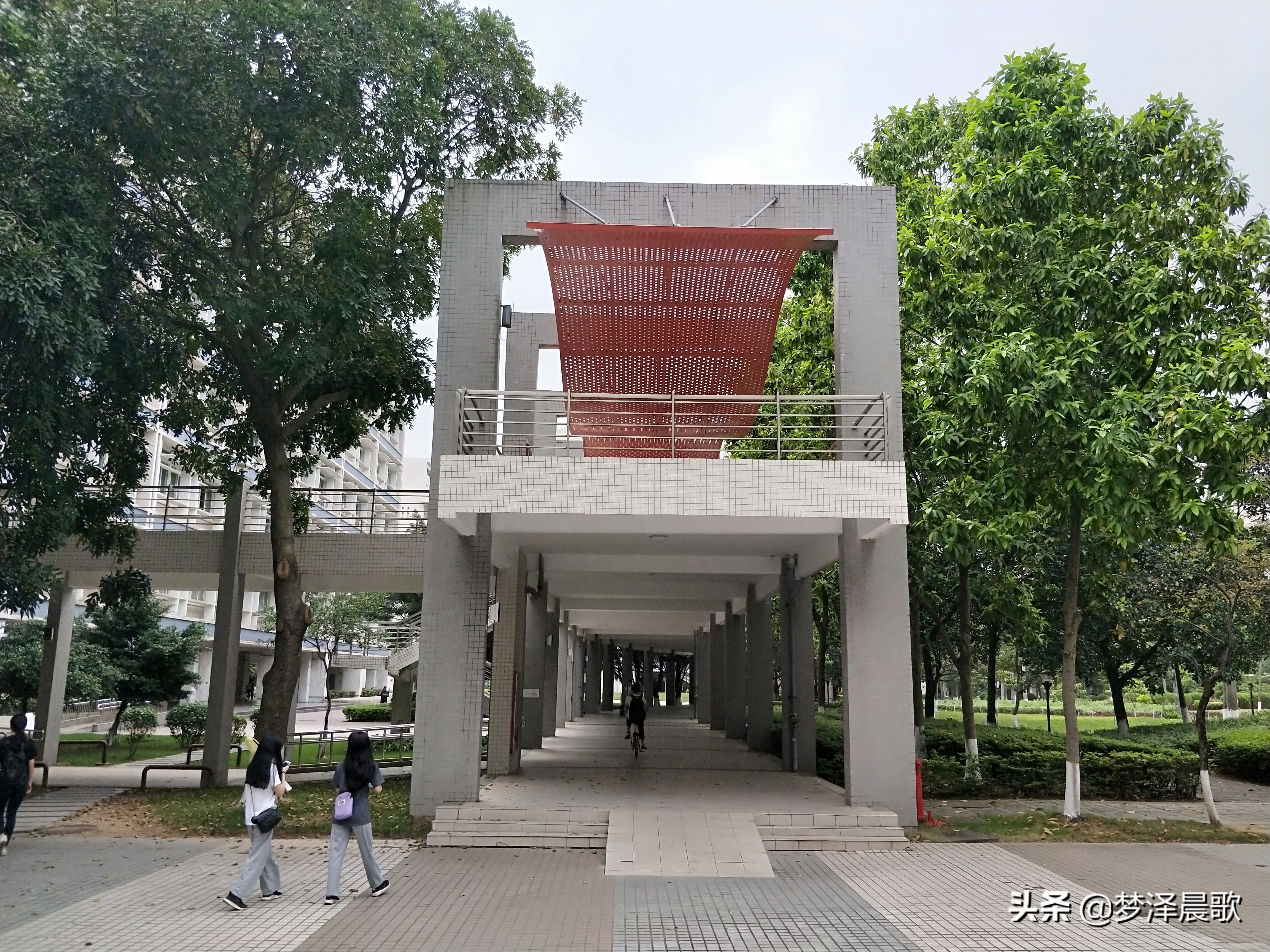 广州大学大学城校区(美丽校园"广州大学")