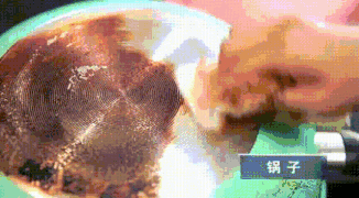 油烟机用久了油污难清洗？教你几个土办法，半年都不用清洁