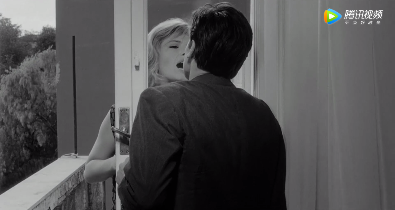 戛纳获奖电影《蚀》，简单的黑白影像，揭开了爱情欲望与时代伤疤