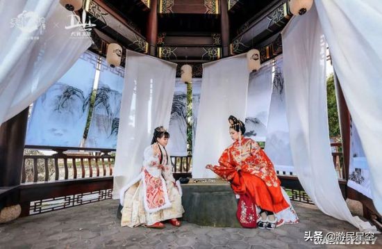 借一场游戏主题游园会 我在大理古城做了个武侠梦