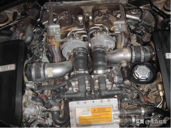 5年贬值120W，17年宾利飞驰开价186W值不值？检测师：牌面拉满