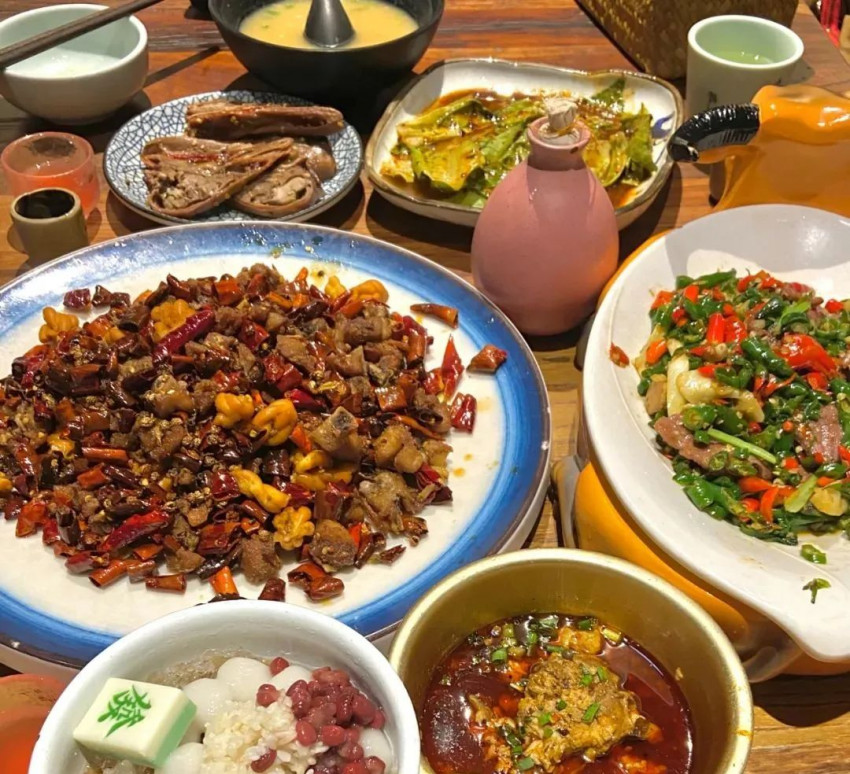 大牌争相入局餐+酒，小酒馆真的是一门好生意？