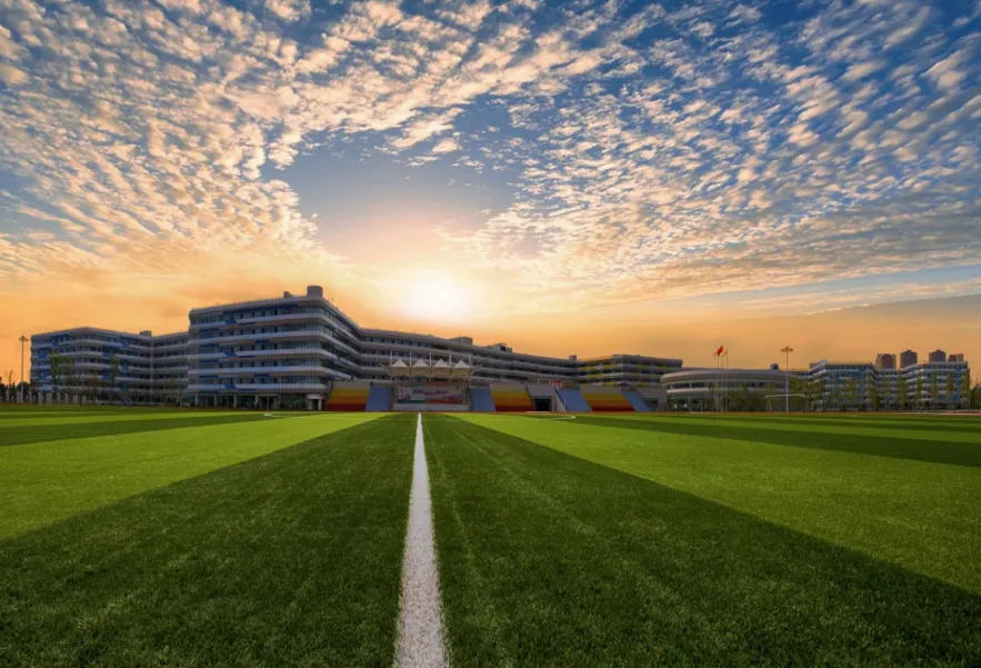 成都东辰高中部来了！首届教师一半以上都是清北名师