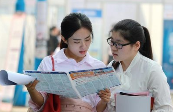 华北电力硕士生考入国家电网，看到分配单位后，表示确实锻炼人