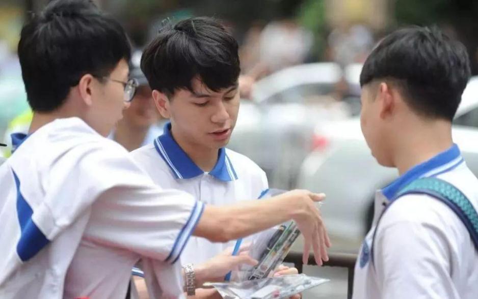 为何高考不可以迟到，却可以“提前交卷”？背后原因很暖心