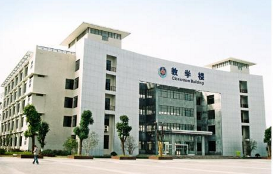 武汉唯一1个以“警官”命名的本科，毕业入警率高，考上就是赚到