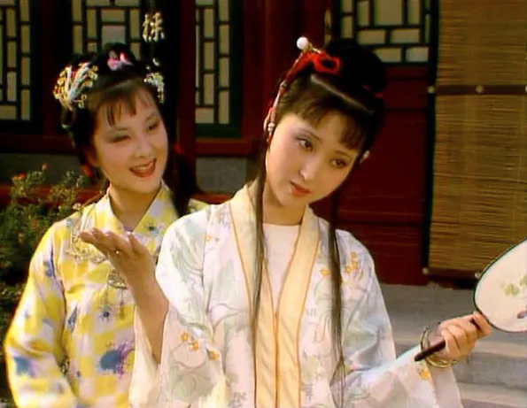 星星眼，鹅蛋脸，古装美女我只服这7位，看她们是如何惊艳四座的