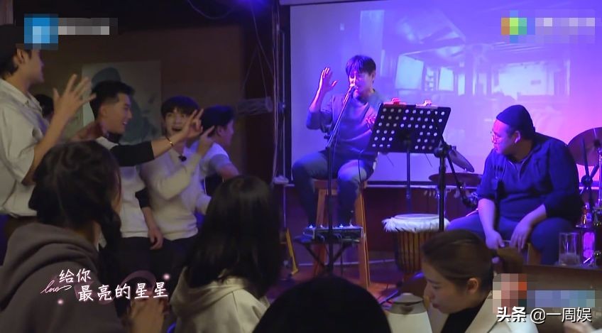 背后原因让人心疼 吴奇隆崩溃大哭