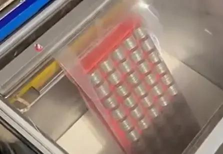 山东一男子为结婚的兄弟准备千元硬币，仪式感满满，网友都羡慕了