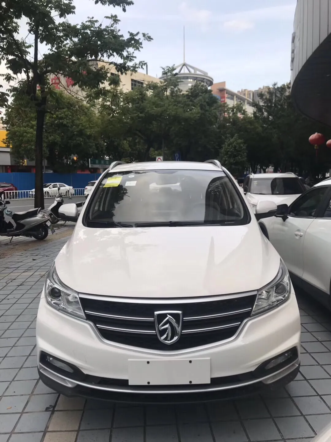 宝骏730，首付7999，不限户籍办理