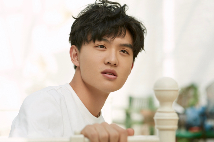 近期人气飙涨的00后男明星TOP10，易烊千玺黄明昊王源领衔