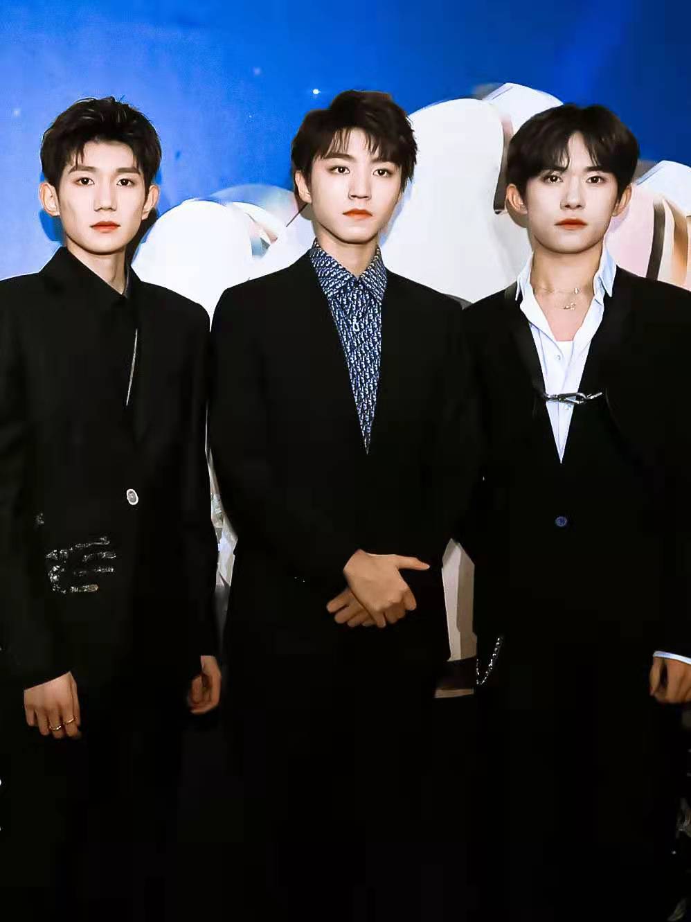 19岁当红偶像高考落榜！被曝总分307数学25，艺考中戏第6太遗憾