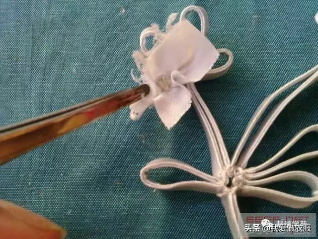 旗袍花扣的制作方法，方法简单容易操作