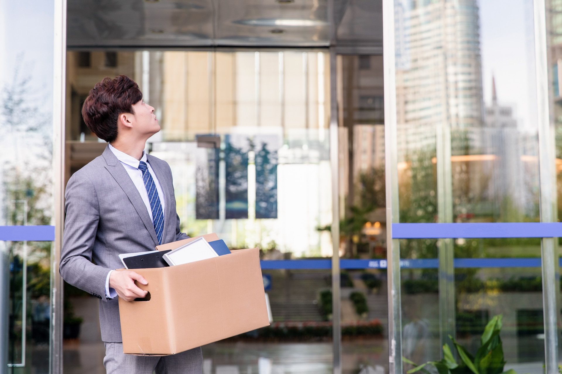 38岁三轮车夫被复旦破格录取为博士，泰斗教授亲自推荐，蔡伟凭啥