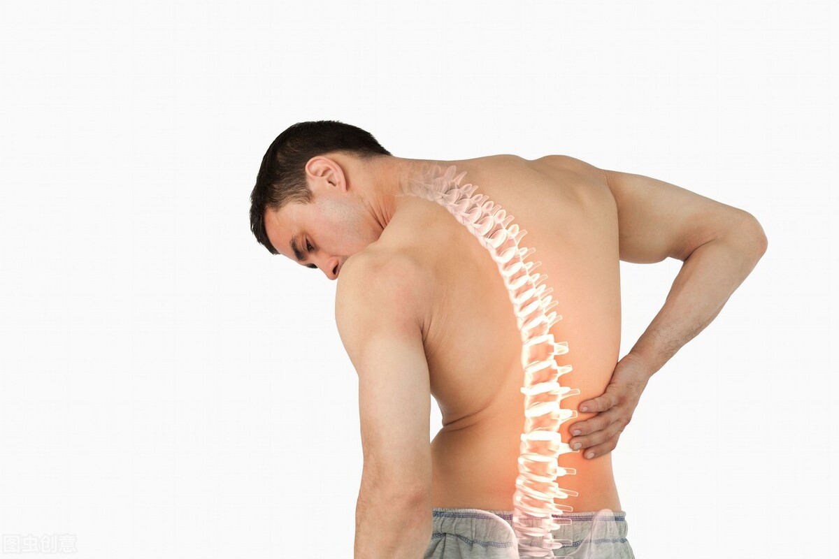 后背疼是什么原因，小心这4种疾病？