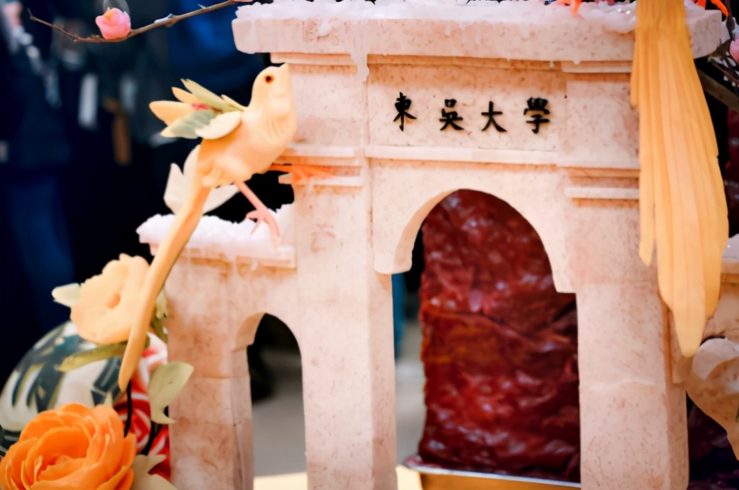 豪华配置！坐拥17个高颜值食堂，江苏这所双一流高校火了！