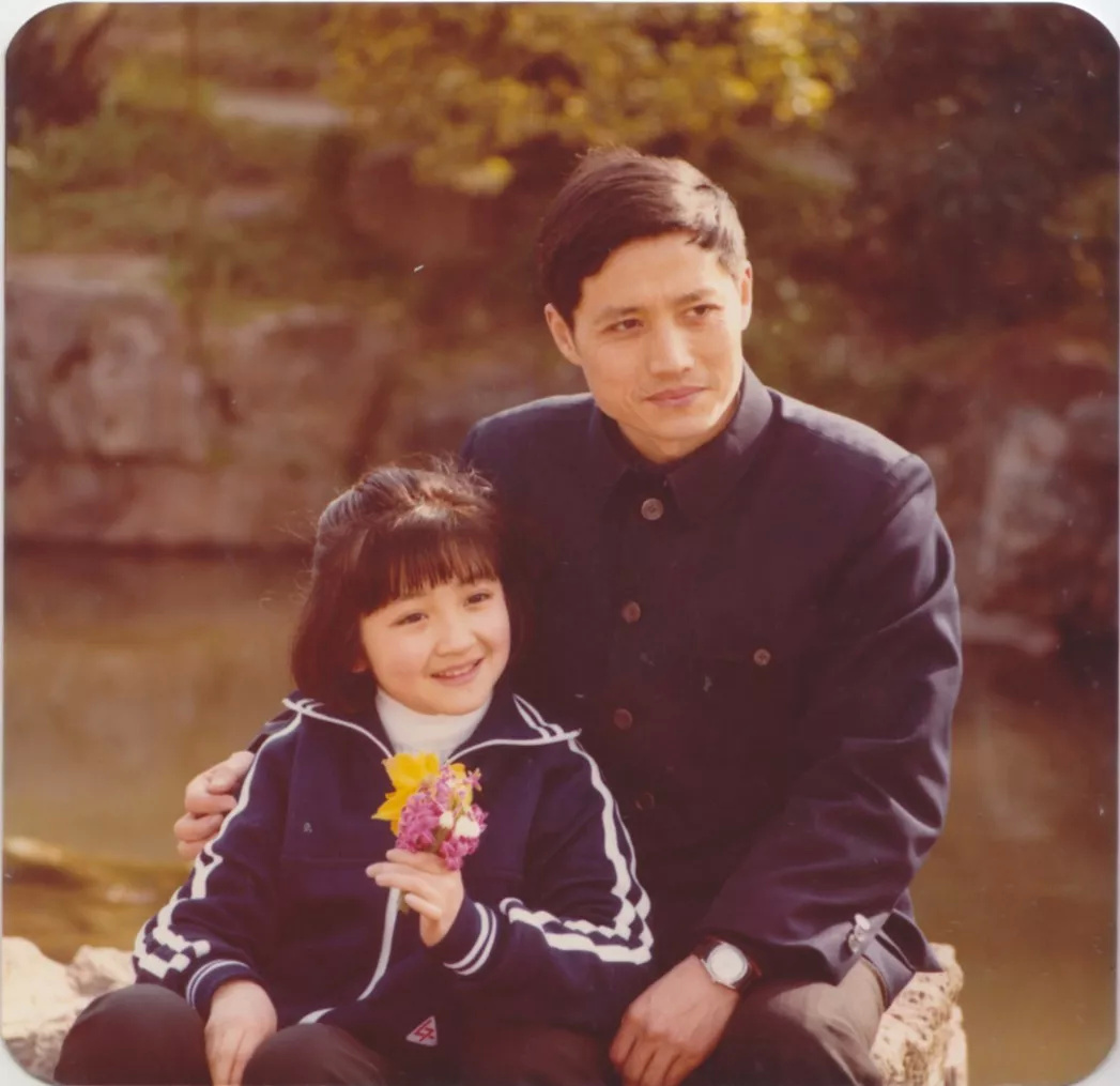 凭借《城南旧事》中“英子”一角一夜成名的沈洁为何销声匿迹了？