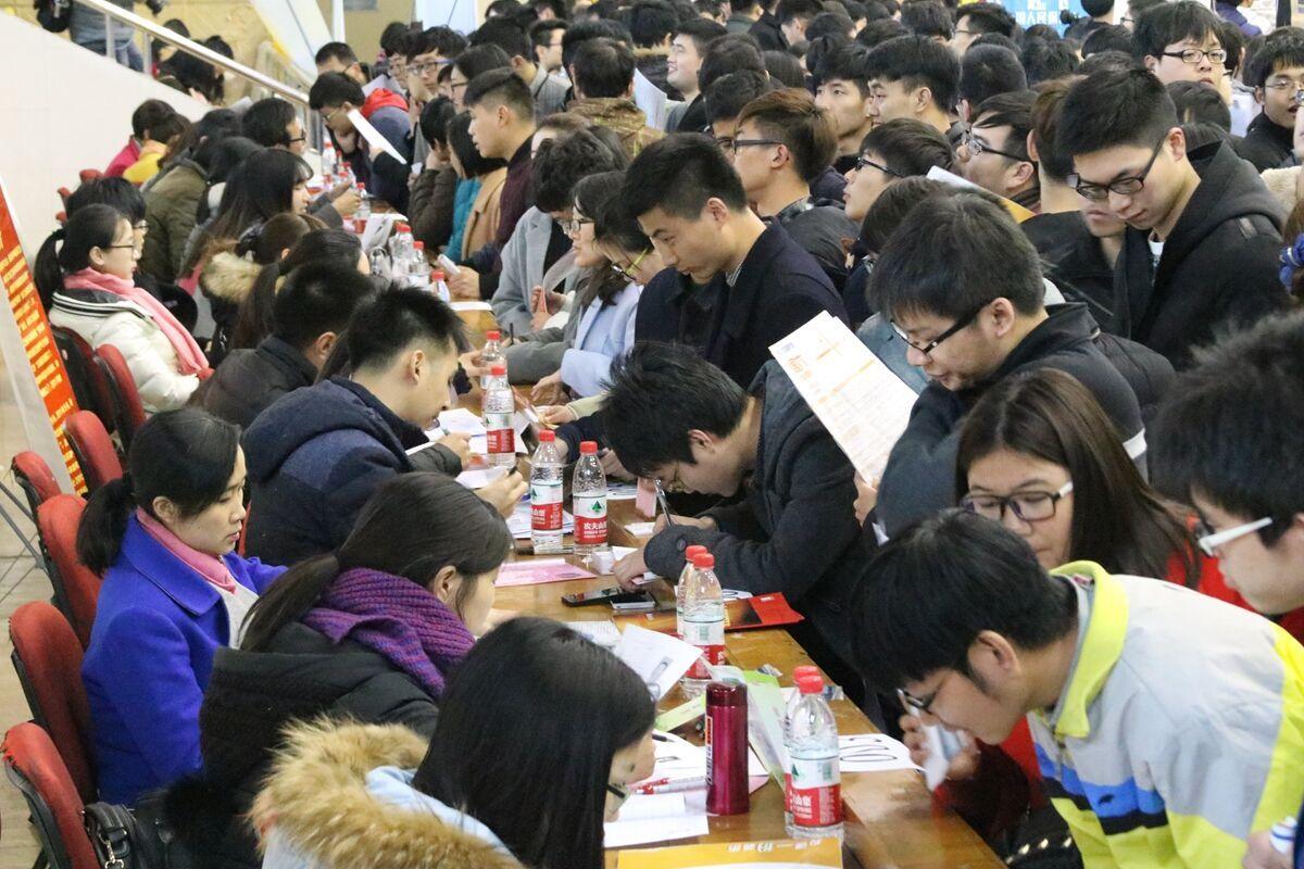 选大学选“本省”还是“外省”，两者差别很大，聪明的学生这样选