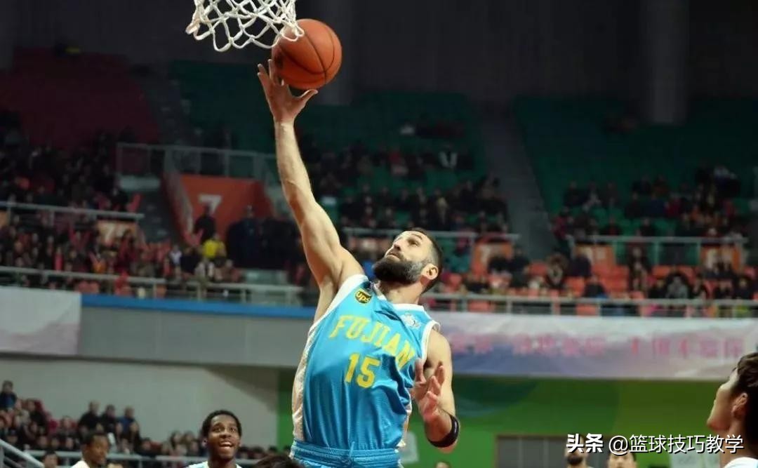 哈提布为什么不打nba(40岁轰下24 12，亚洲第一小前，在CBA还单场轰下53分)