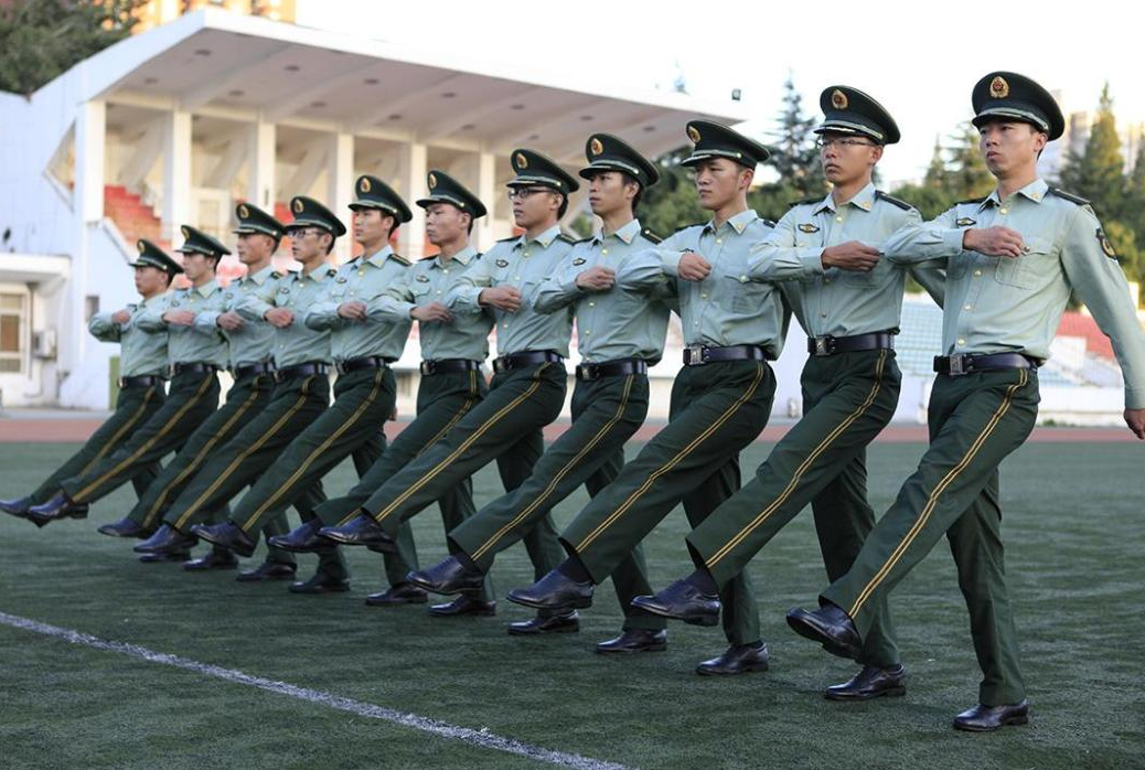 初中生“标准身高表”新鲜出炉，这个高度算合格，你达到了吗