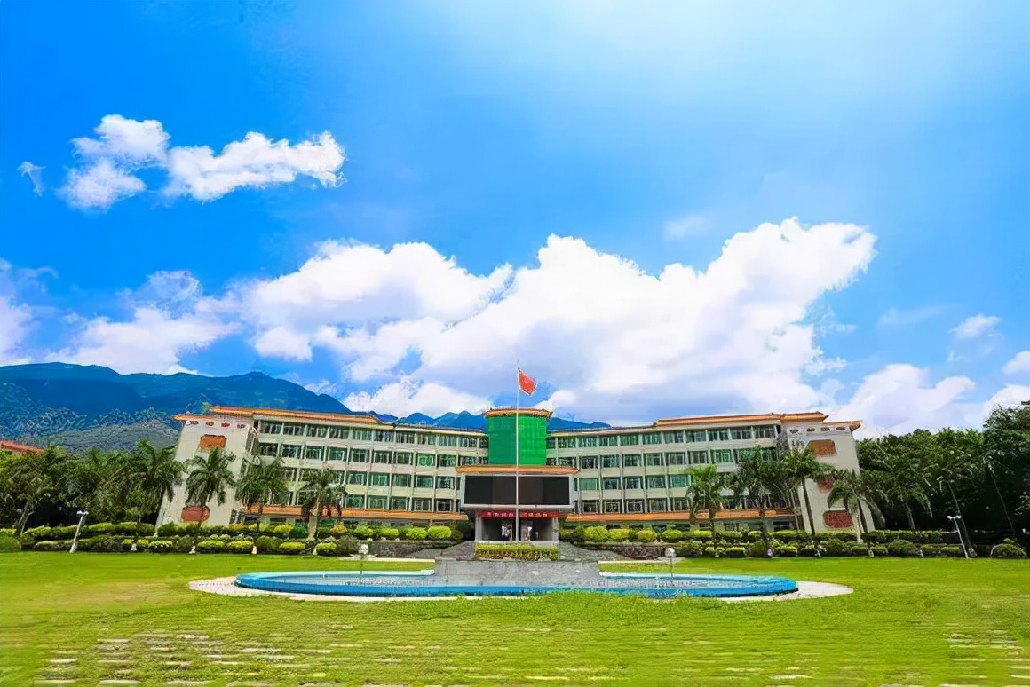 全省近60所高校齐聚肇庆！只为了这件大事！