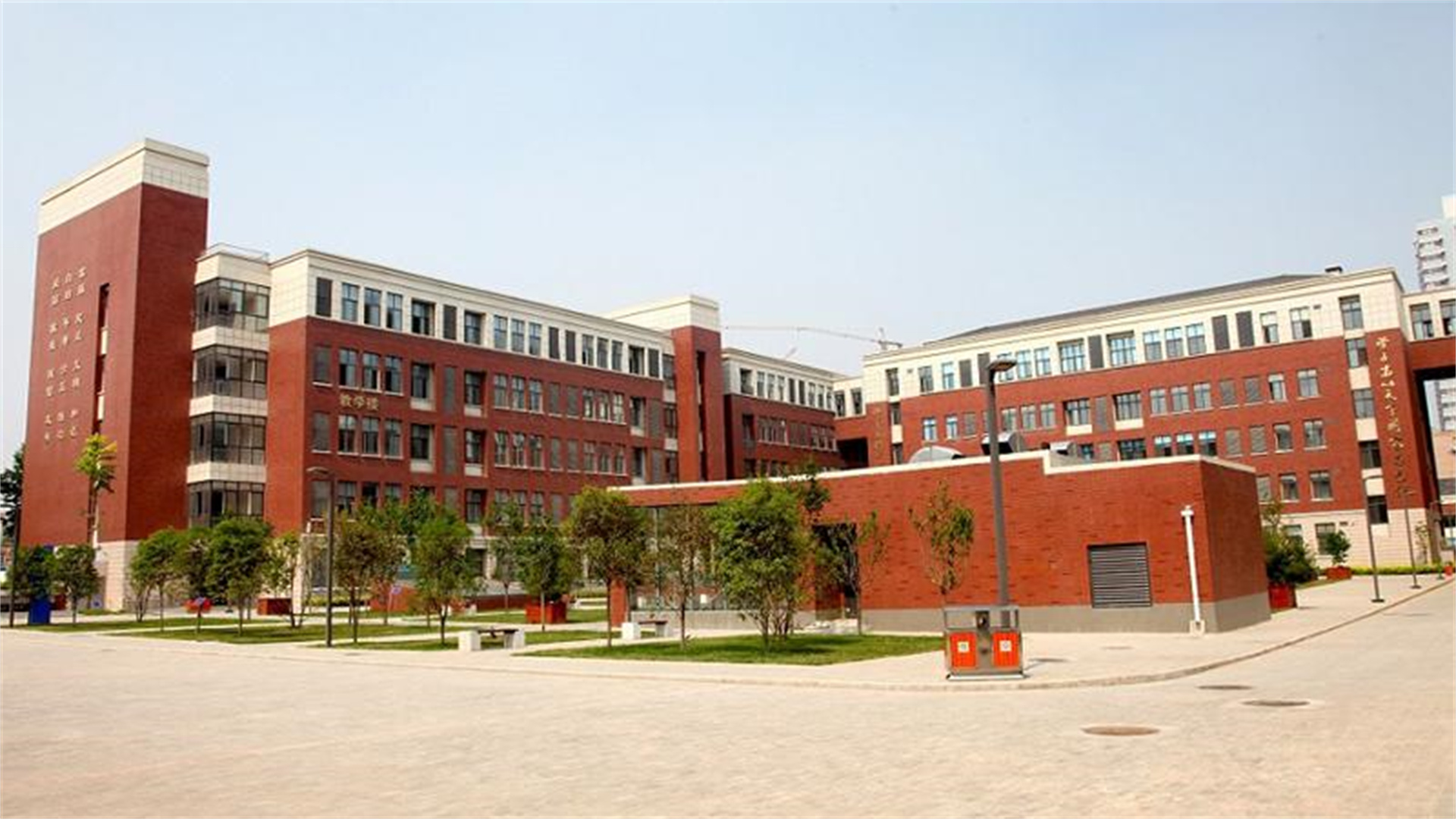 关注！陕西3所“领头羊”高中，清北录取人数多，重本率接近100%