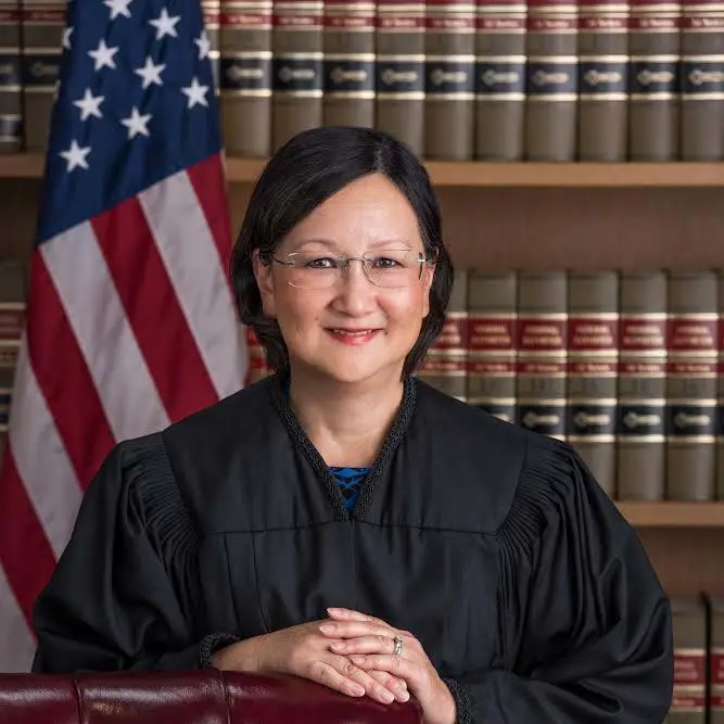 毕业典礼如何进行？看看T14法学院今年邀请了哪些重量级贵宾