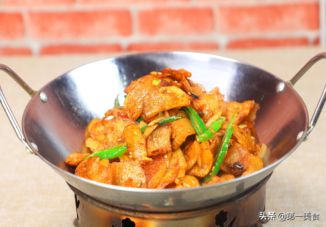 饭店的干锅土豆片为啥好吃(饭店的干锅土豆片为啥好吃还有点苦)