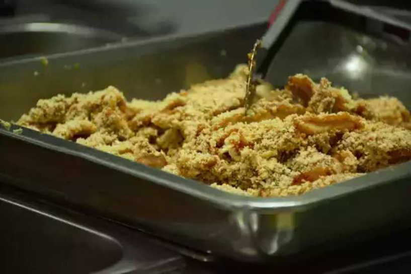 火了！江苏“高颜值”大学：坐拥空调宿舍，出门就是地铁，小龙虾吃到爽！