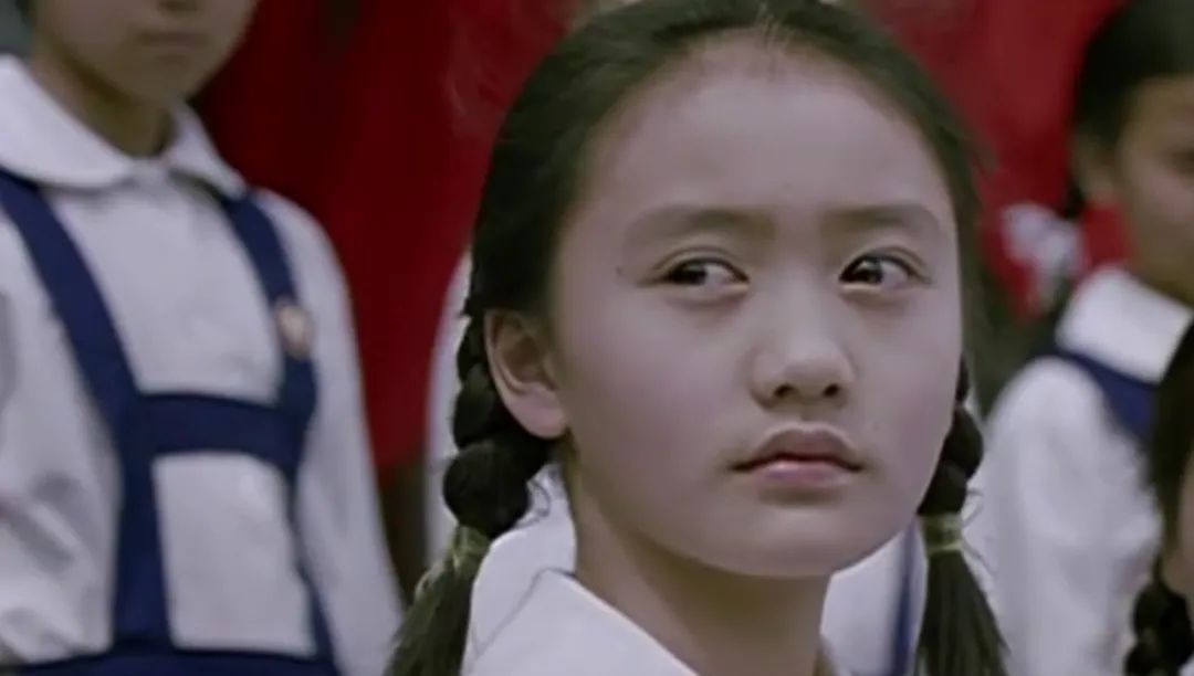 24岁章子怡的“惨烈”，能让多少中国年轻女星“羞红脸”？
