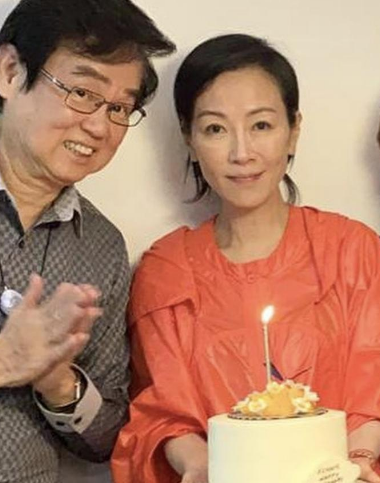 好男人黄百鸣：放弃纸醉金迷的生活，陪伴妻子抗癌15年终成功