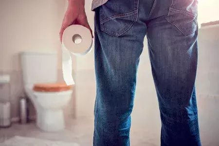 肠镜检查真那么痛苦?这个医生专门去体验了一次,感受是...