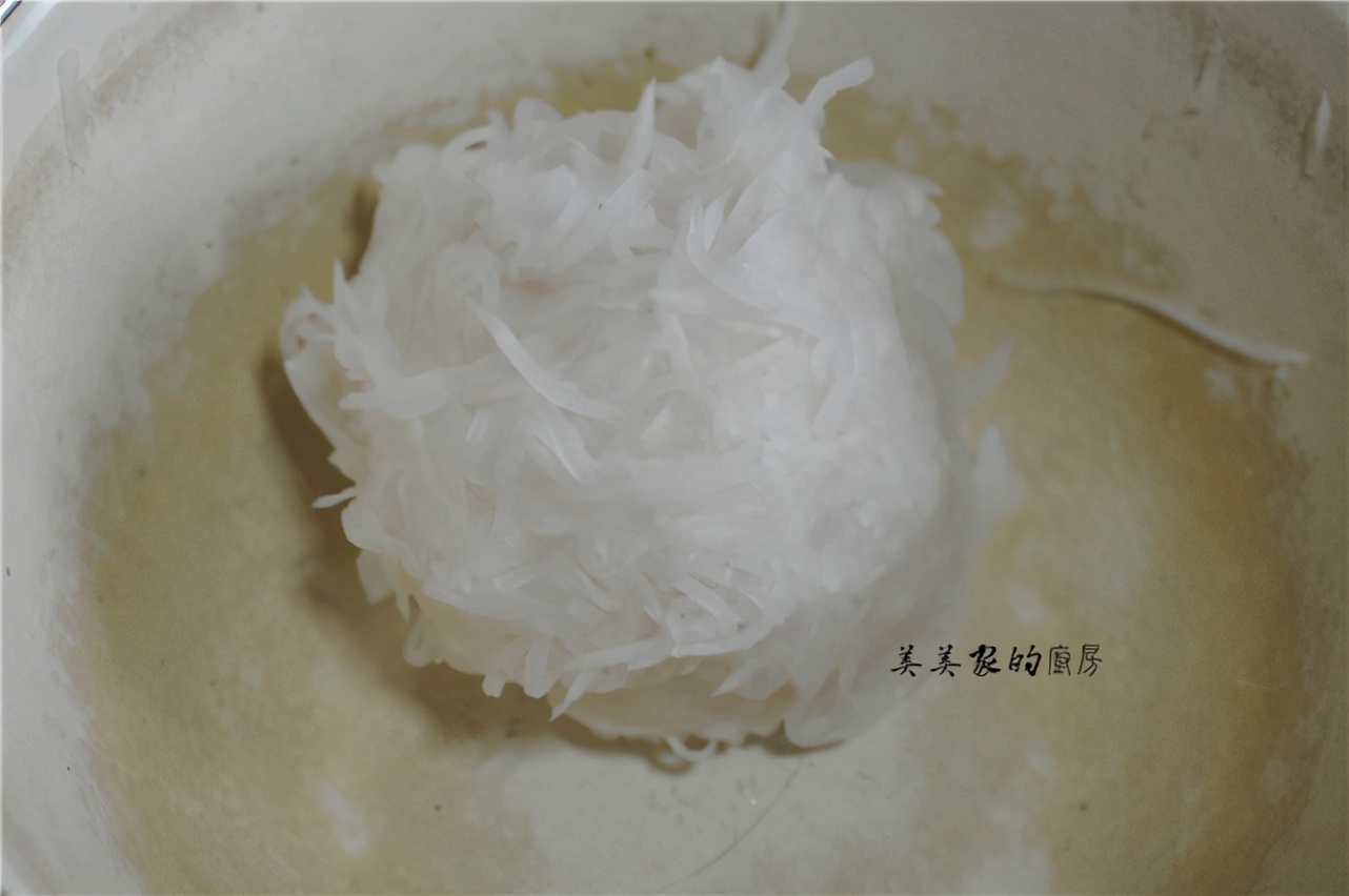 素菜吃出肉的滋味，入锅一蒸人人爱！春天多吃，清清爽爽最是香