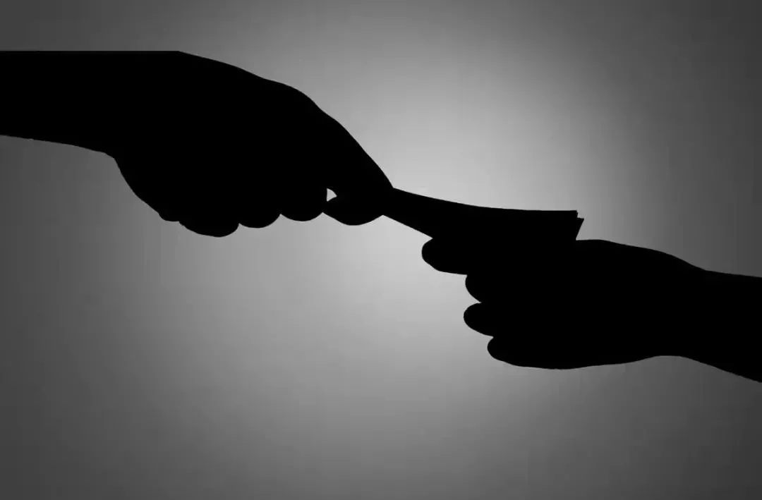 副市长受贿细节披露：只有我能喝15年的茅台！