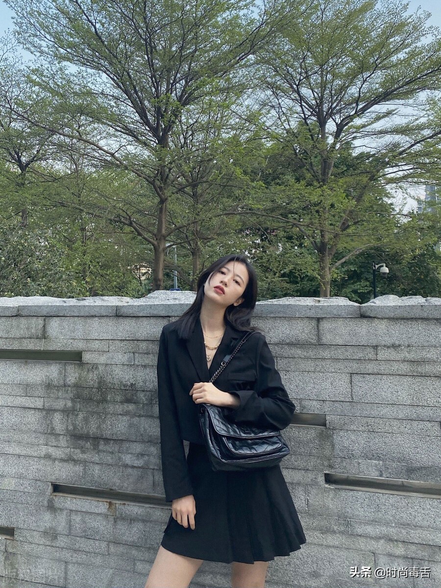 开学季 | 穿对学院风服饰，秒变校园美少女