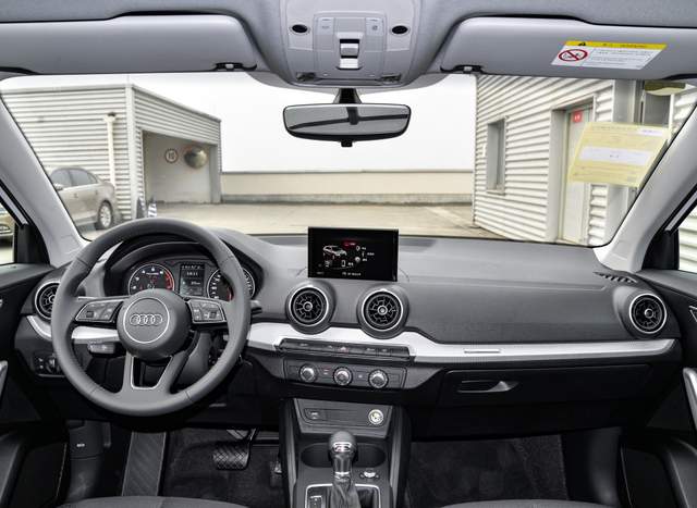 上班族手握20多万预算，可考虑这3款车型，开出去面子里子都有