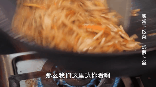 白吃了几十年洋葱！这样切得又快又均匀，还不辣眼睛