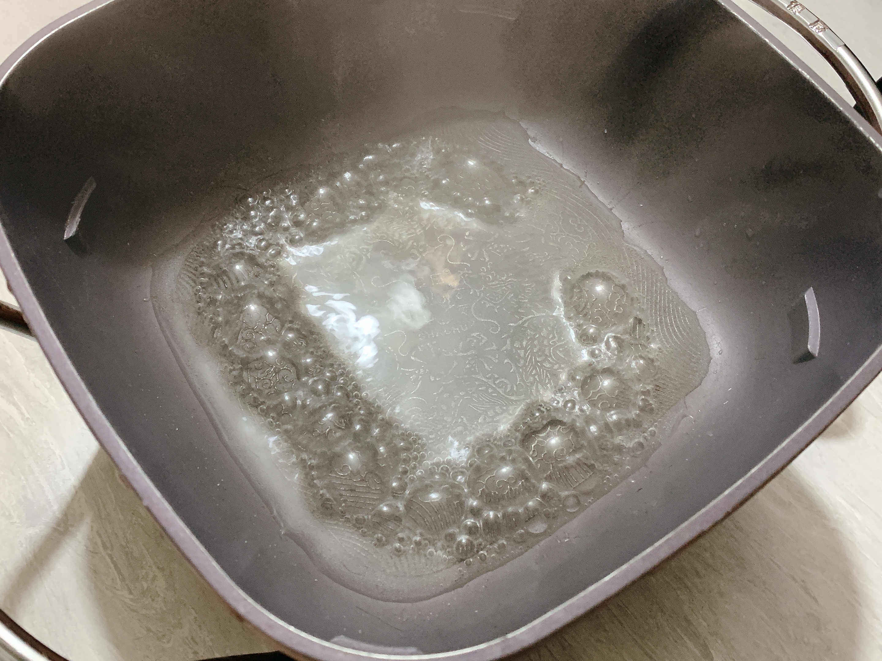 山药豆怎么吃效果好（9步学做好吃的糖霜山药豆）