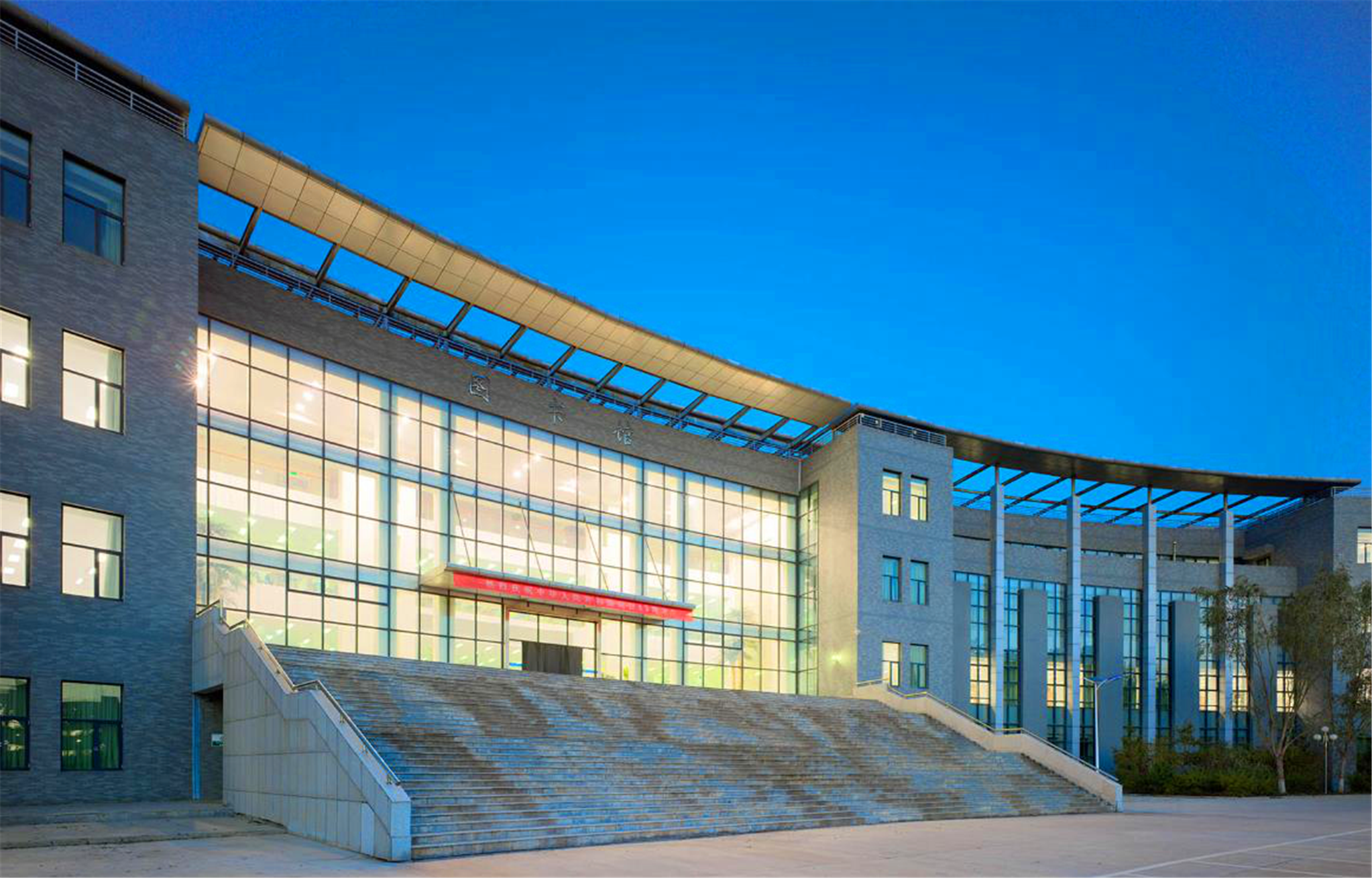 高考分数不理想，又有一颗教师梦，宁夏这两所师范学院值得考虑