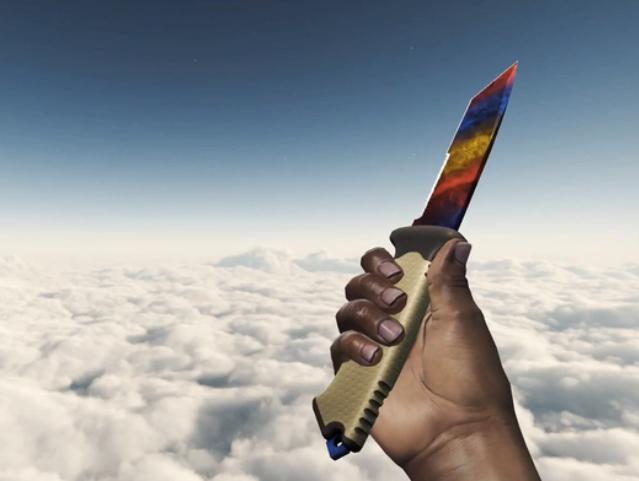 其次我们再来看一下熊刀的刀型,熊刀可以说是csgo中刀型最为方正的