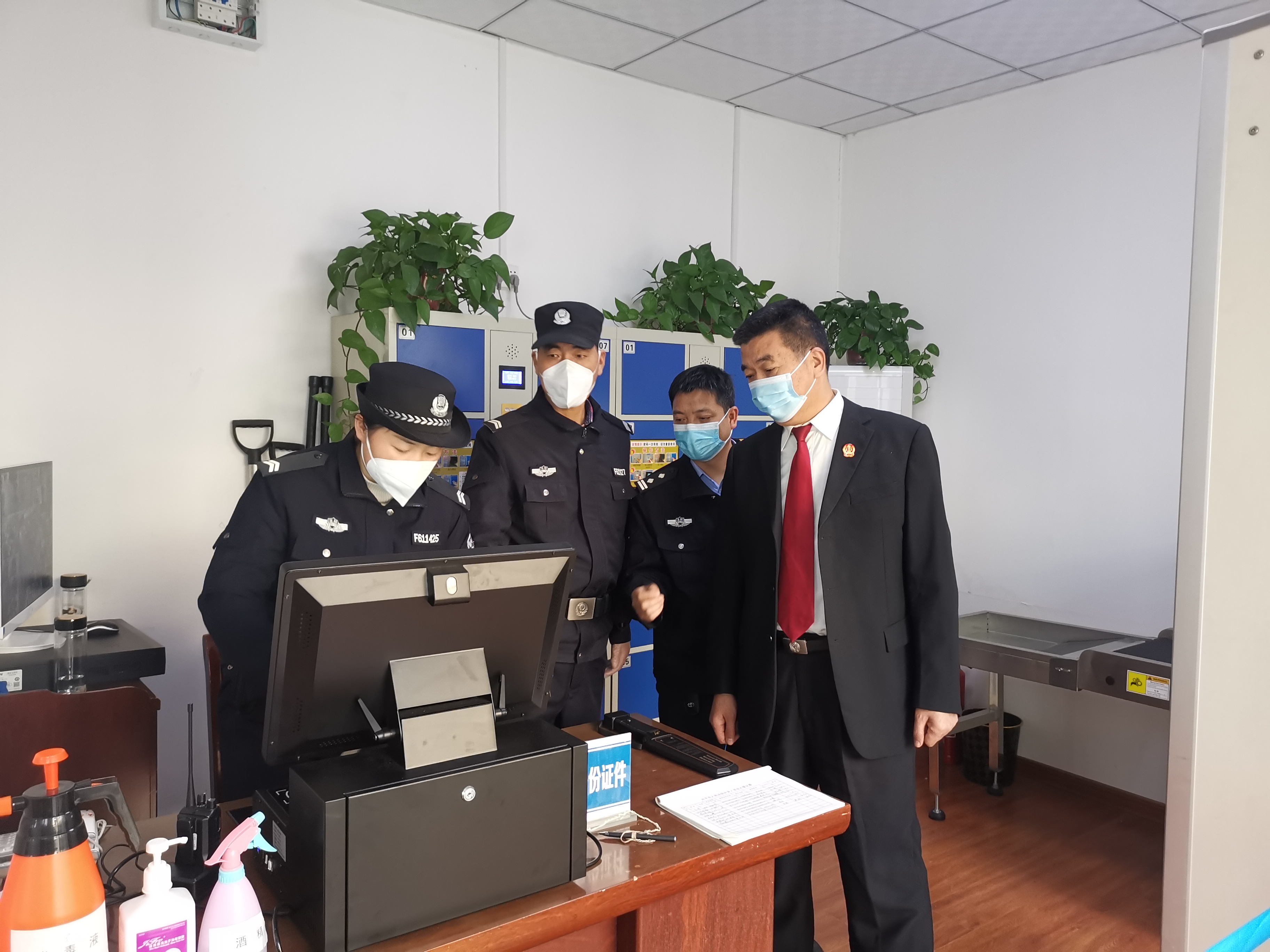 咸阳中院督导检查兴平法院实战化训练推进情况