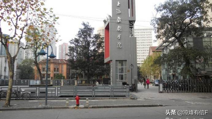 中戏、北电、上戏三所知名大学，艺考生：“好纠结，怎么选？”